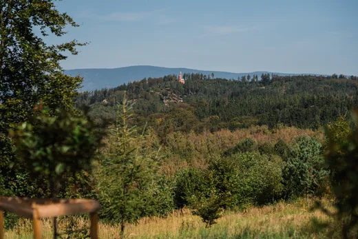 Výhled na rozhlednu Diana